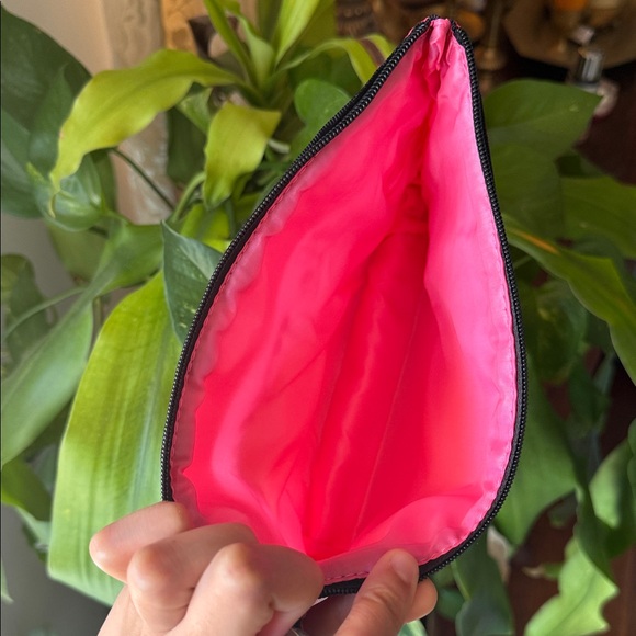 Clinique x Kate Spade New York Hello Gorgeous Bag Cosmetic Bag stripe bag New - Picture 2 of 7